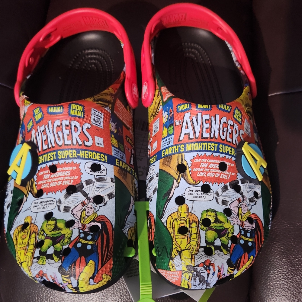 Marvel Avengers Crocs - Size M4/W6 Or M7/W9